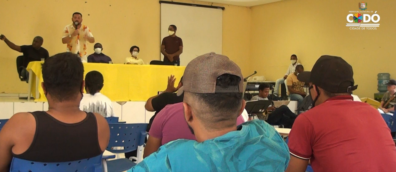  Secretaria de Juventude e Cultura realiza apresentações em referência ao mês do folclore