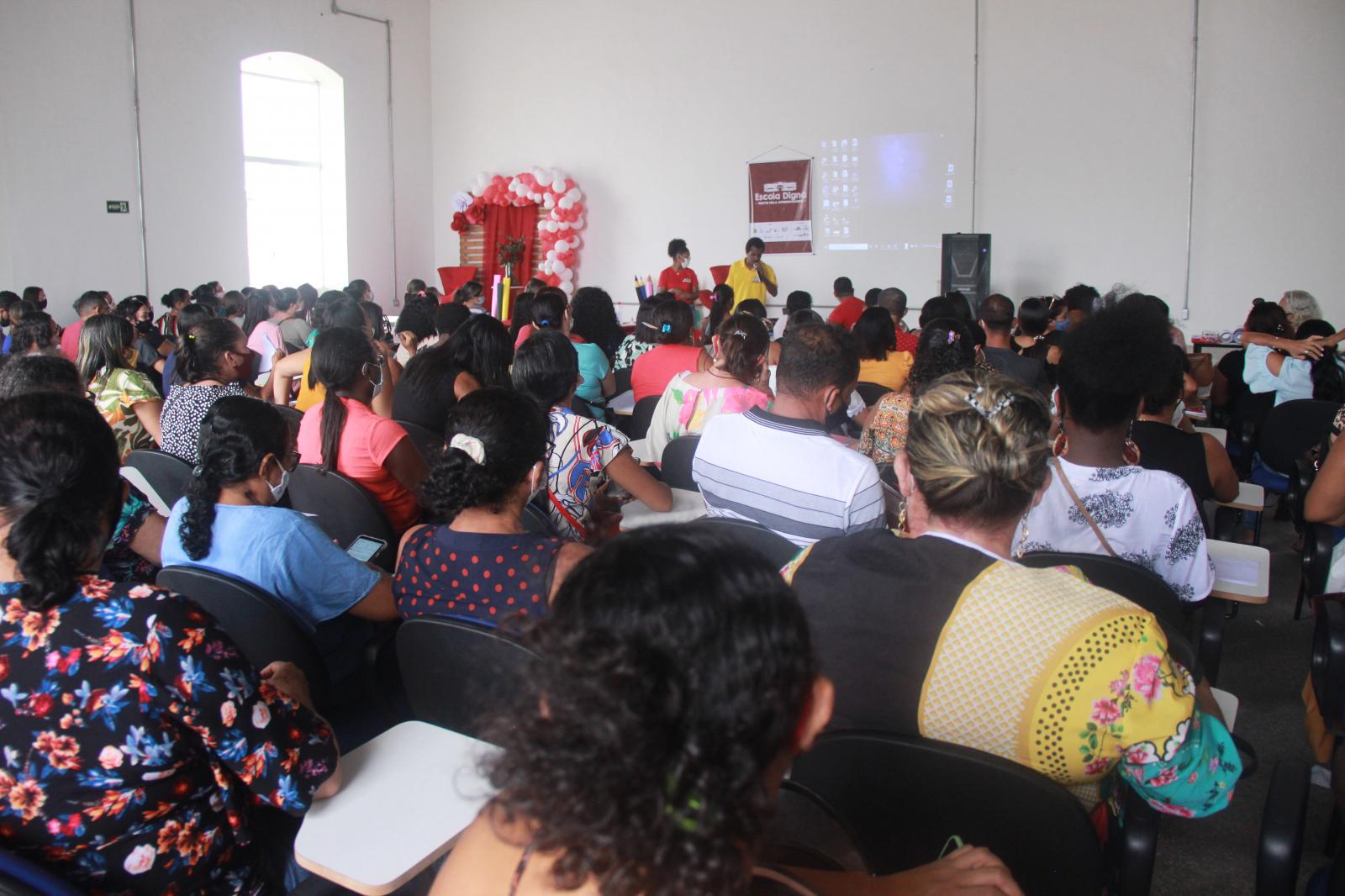 Prefeitura promove Capacitação para professores e gestores da rede educacional de Codó